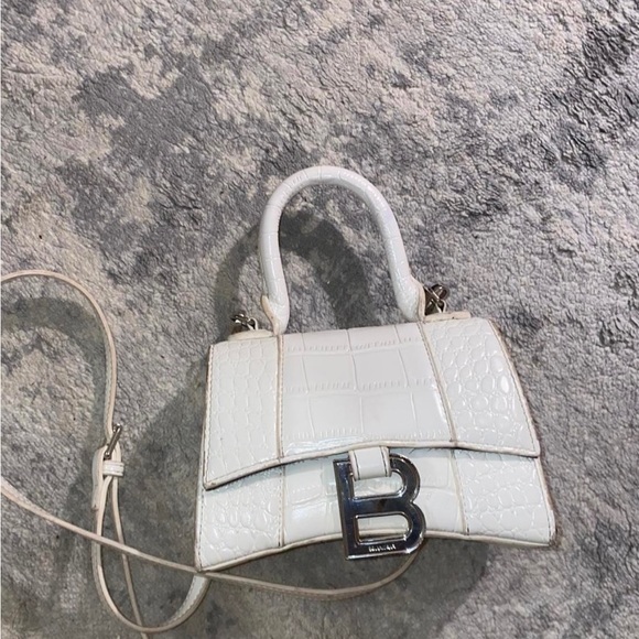 Authentic Balenciaga Hourglass bag in XS - Picture 6 of 7